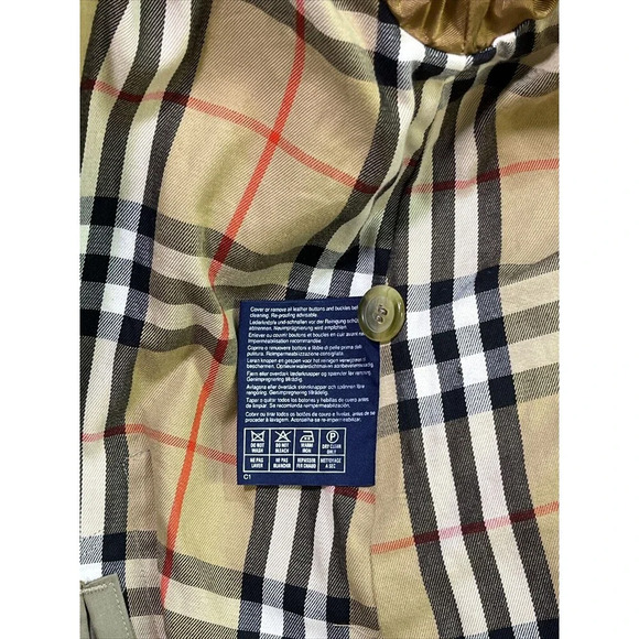 Burberrys London VTG Double Breasted  Designer Classic Beige Trench Coat Sz 50 - Picture 12 of 16